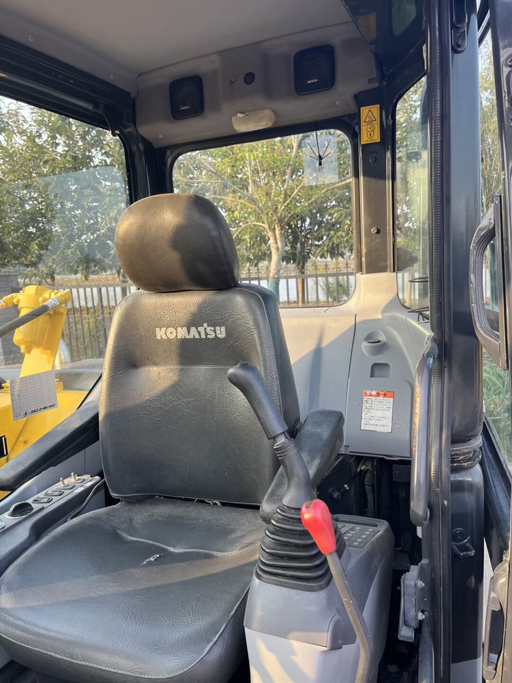 Komatsu pc78 - Excavator: picture 5 Komatsu pc78 - Excavator: picture 5