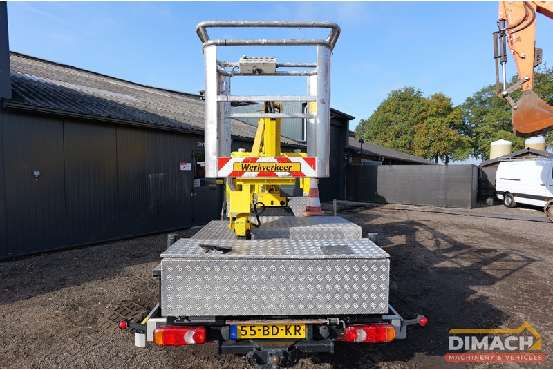 Nissan Cabstar E Sky high autohoogwerker 12meter elektrisch bedienbaar. manbak capaciteit 215kilo - Commercial vehicle: picture 5 Nissan Cabstar E Sky high autohoogwerker 12meter elektrisch bedienbaar. manbak capaciteit 215kilo - Commercial vehicle: picture 5