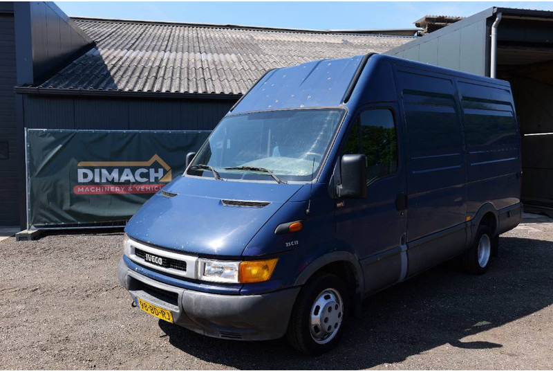 Iveco 35C 13 L2H2 lucht - Panel van: picture 1 Iveco 35C 13 L2H2 lucht - Panel van: picture 1