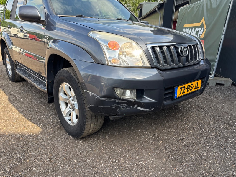 Car Toyota Land Cruiser 120 5 doors 3.0L D4-D Prado: picture 18