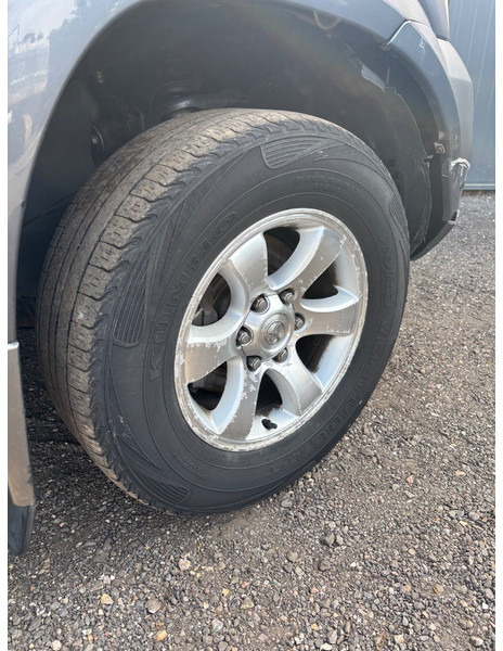 Car Toyota Land Cruiser 120 5 doors 3.0L D4-D Prado: picture 19