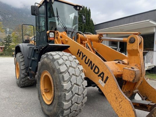 Hyundai HL760 XTD 9 - Wheel loader: picture 2 Hyundai HL760 XTD 9 - Wheel loader: picture 2