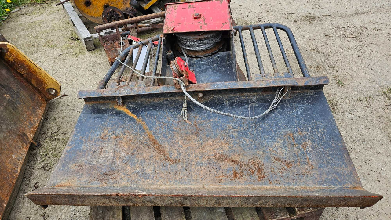 Wciągarka leśna IGLAND 3601 - Winch for Forestry equipment: picture 2 Wciągarka leśna IGLAND 3601 - Winch for Forestry equipment: picture 2