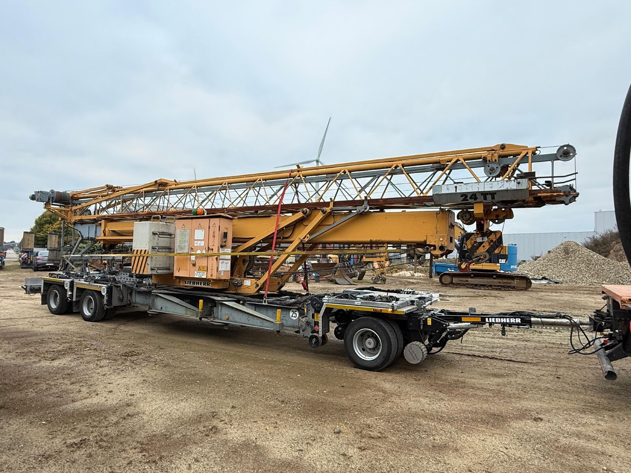 Liebherr 24TT - Tower crane: picture 1 Liebherr 24TT - Tower crane: picture 1
