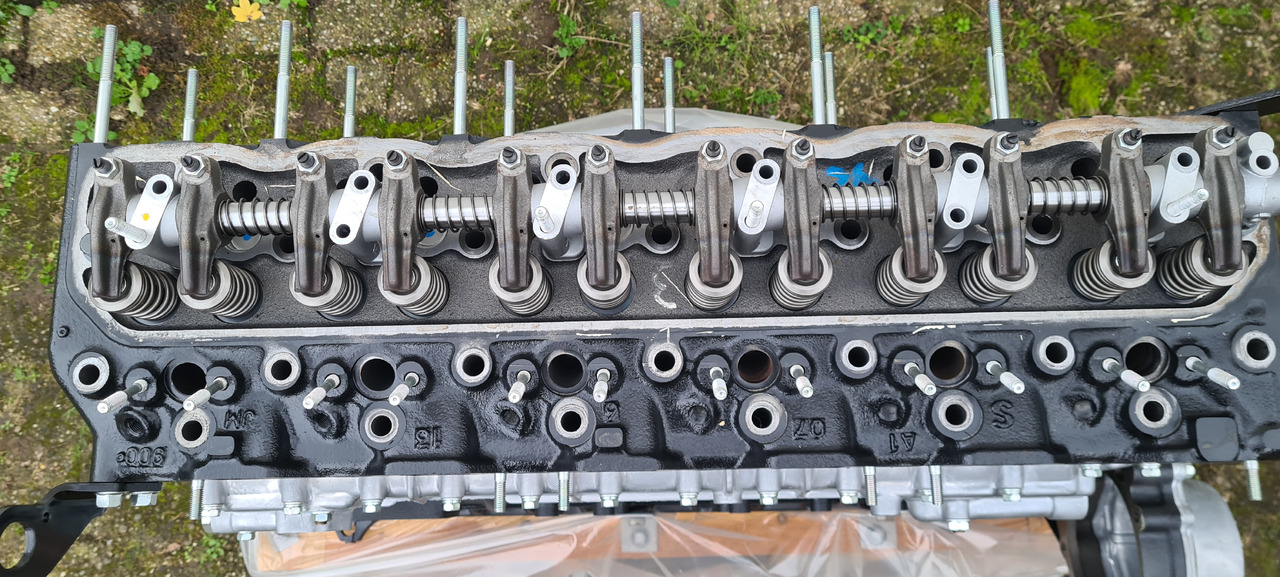 Isuzu NEW Long Block 6BD1 - Engine for Excavator: picture 3 Isuzu NEW Long Block 6BD1 - Engine for Excavator: picture 3