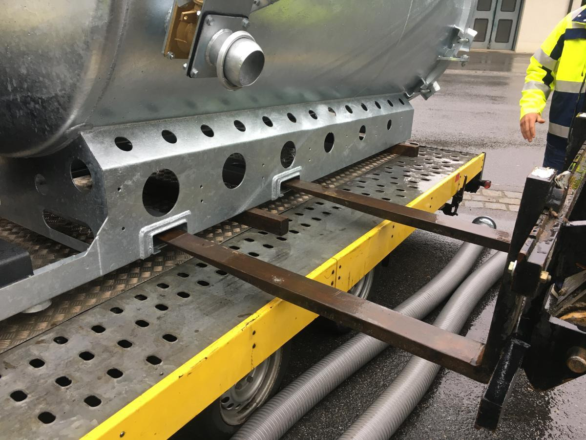 S-Vac 5,0m³ Saugfass 5000l Vakuumfass / Saugfass/ S-Vac - Tank container: picture 4 S-Vac 5,0m³ Saugfass 5000l Vakuumfass / Saugfass/ S-Vac - Tank container: picture 4