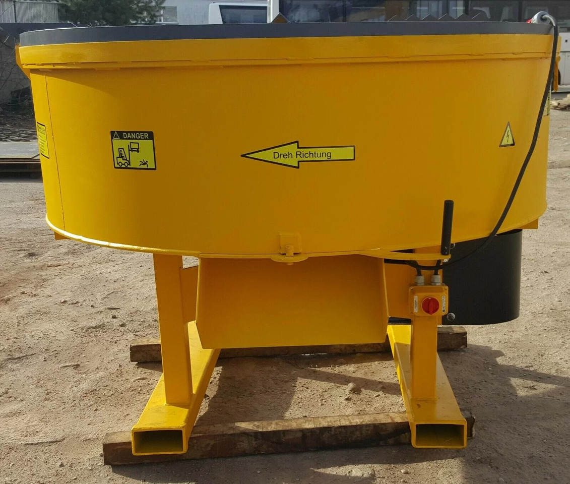 DC Betonmischer / Electric concrete mixer / Malaxeur à béton électrique / Betoniera / Бетономешалка с электроприводом / Betoniarka elektryczna 1000 l - Concrete plant: picture 2 DC Betonmischer / Electric concrete mixer / Malaxeur à béton électrique / Betoniera / Бетономешалка с электроприводом / Betoniarka elektryczna 1000 l - Concrete plant: picture 2