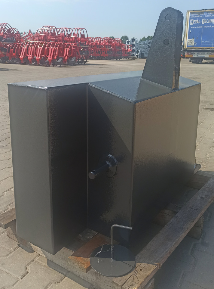 METAL-TECHNIK Betongewicht / Ballast / Masse / Zavorra / Утяжелитель / Obciążnik 800 kg - Counterweight for Farm tractor: picture 5 METAL-TECHNIK Betongewicht / Ballast / Masse / Zavorra / Утяжелитель / Obciążnik 800 kg - Counterweight for Farm tractor: picture 5