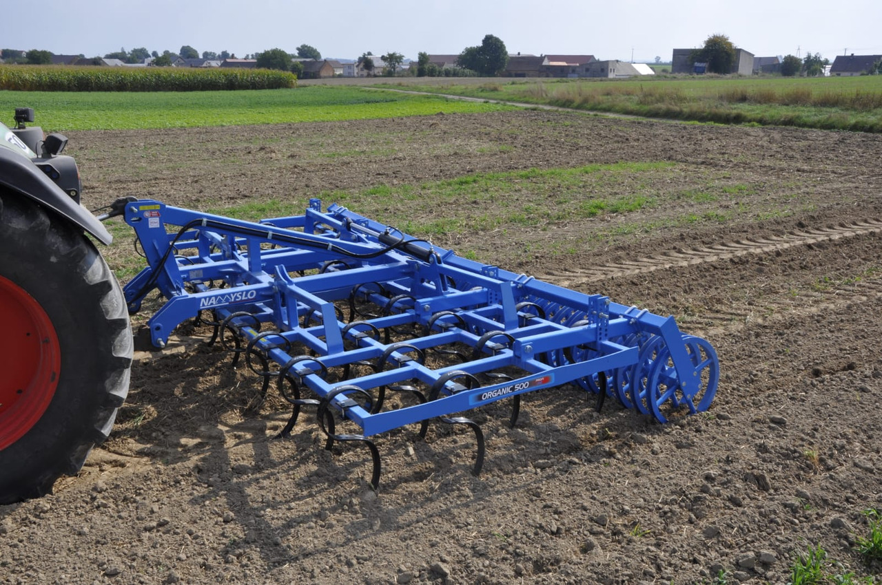 Namyslo Saatbettbereitung / Seedbed cultivator / Combiné de préparation / Unidad de cultivo ecológico de poca profundidad / Unità di coltivazione biologica a bassa profondità / Agregat do płytkiej uprawy 5 - Cultivator: picture 1 Namyslo Saatbettbereitung / Seedbed cultivator / Combiné de préparation / Unidad de cultivo ecológico de poca profundidad / Unità di coltivazione biologica a bassa profondità / Agregat do płytkiej uprawy 5 - Cultivator: picture 1