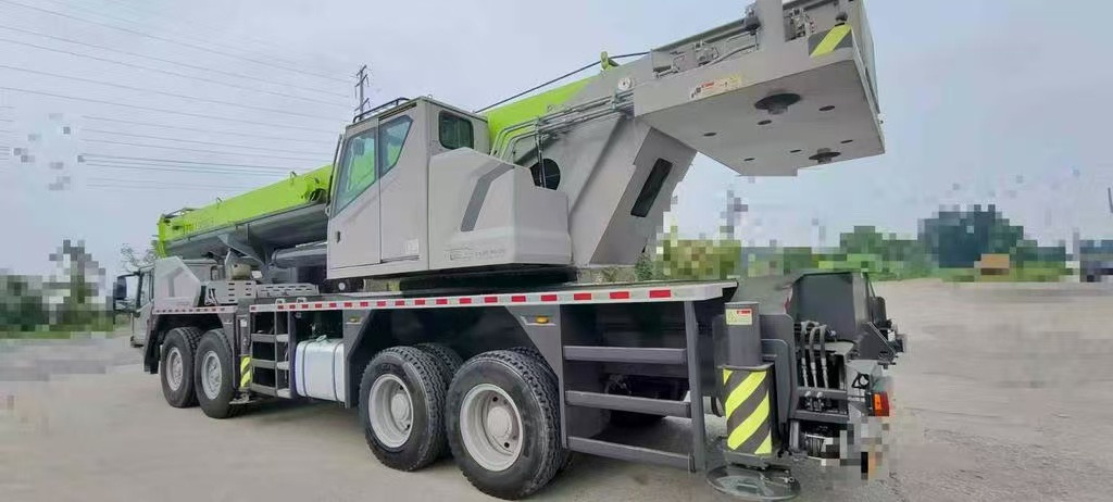 ZOOMLION 1000V5 - Mobile crane: picture 3 ZOOMLION 1000V5 - Mobile crane: picture 3