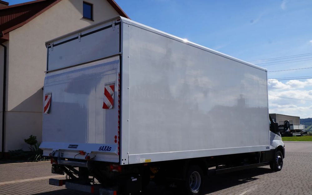 Iveco DAILY 72c18 Automat HI-MATIC Kontener 6 m 117 tys km Wzorowy Stan - Box truck: picture 4 Iveco DAILY 72c18 Automat HI-MATIC Kontener 6 m 117 tys km Wzorowy Stan - Box truck: picture 4