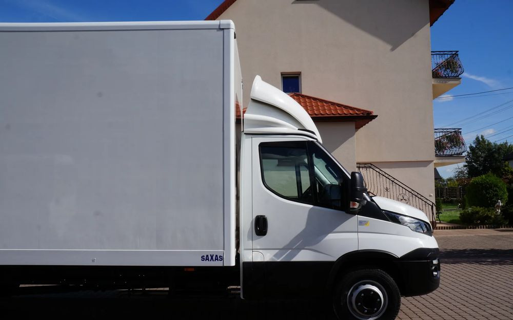 Iveco DAILY 72c18 Automat HI-MATIC Kontener 6 m 117 tys km Wzorowy Stan - Box truck: picture 3 Iveco DAILY 72c18 Automat HI-MATIC Kontener 6 m 117 tys km Wzorowy Stan - Box truck: picture 3