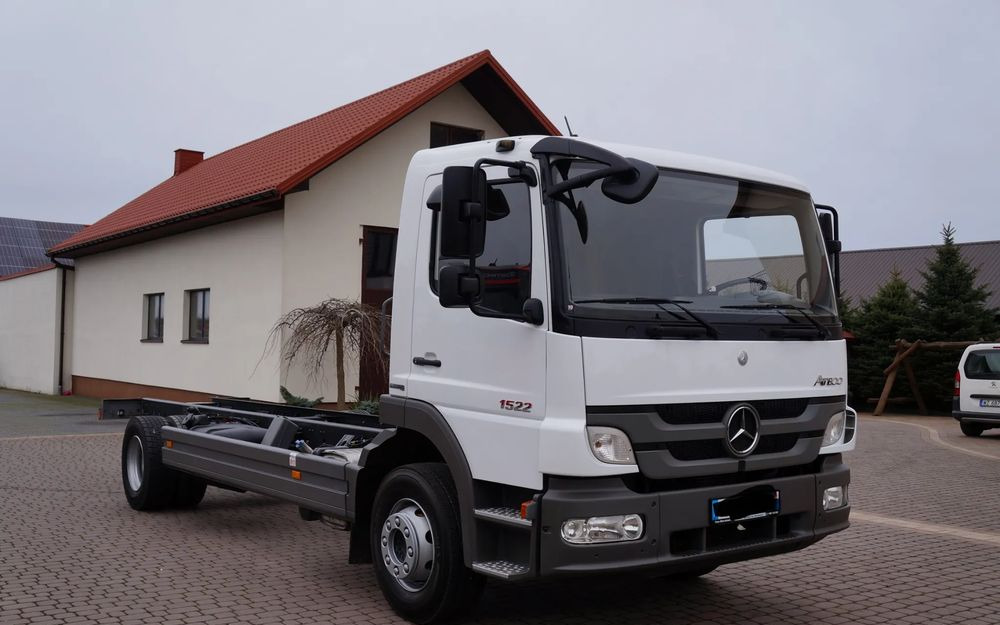 Mercedes-Benz ATEGO 1522 EURO 5 RAMA DO ZABUDOWY 1524 - Cab chassis truck: picture 1 Mercedes-Benz ATEGO 1522 EURO 5 RAMA DO ZABUDOWY 1524 - Cab chassis truck: picture 1