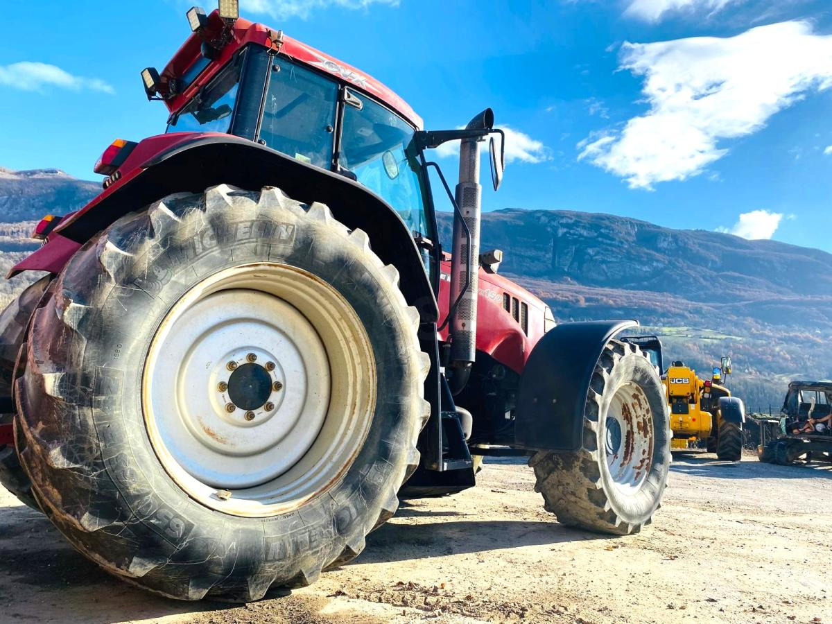 CASE IH CVX 150 - Farm tractor: picture 5 CASE IH CVX 150 - Farm tractor: picture 5