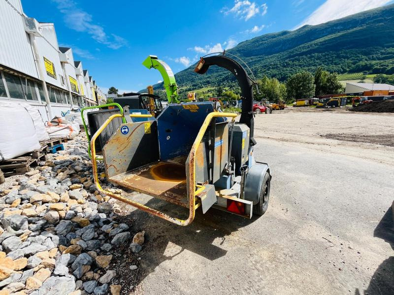 ISEKI Broyeur de branche - Wood chipper: picture 3 ISEKI Broyeur de branche - Wood chipper: picture 3