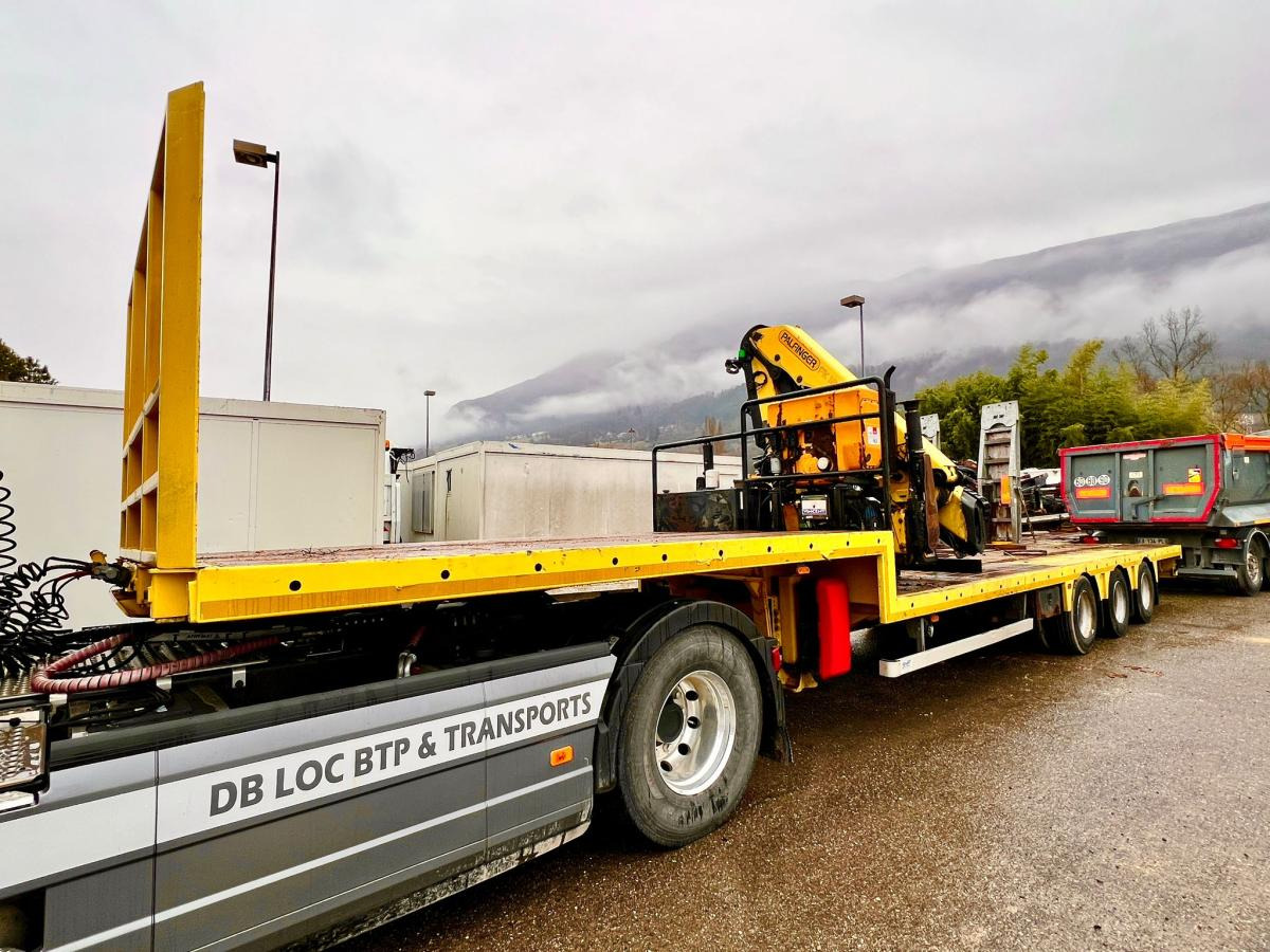 Royen PLATEAU GRUE COULISSANTE AUTONOME - Dropside/ Flatbed semi-trailer: picture 2 Royen PLATEAU GRUE COULISSANTE AUTONOME - Dropside/ Flatbed semi-trailer: picture 2
