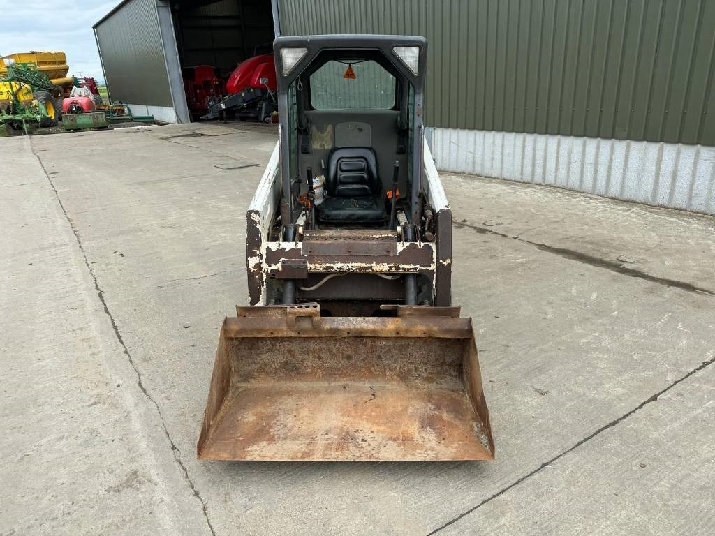 Bobcat S 100 - Skid steer loader: picture 5 Bobcat S 100 - Skid steer loader: picture 5