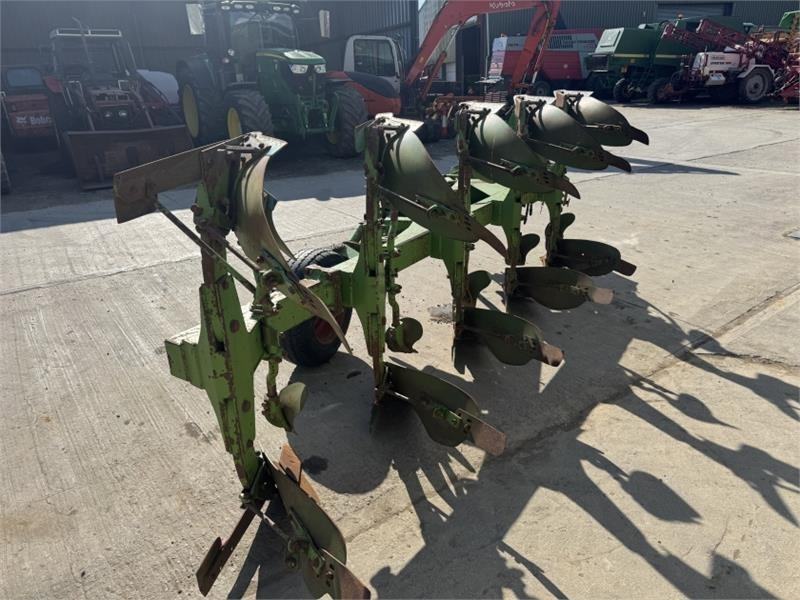 Dowdeswell DP7 4+1 - Plow: picture 4 Dowdeswell DP7 4+1 - Plow: picture 4