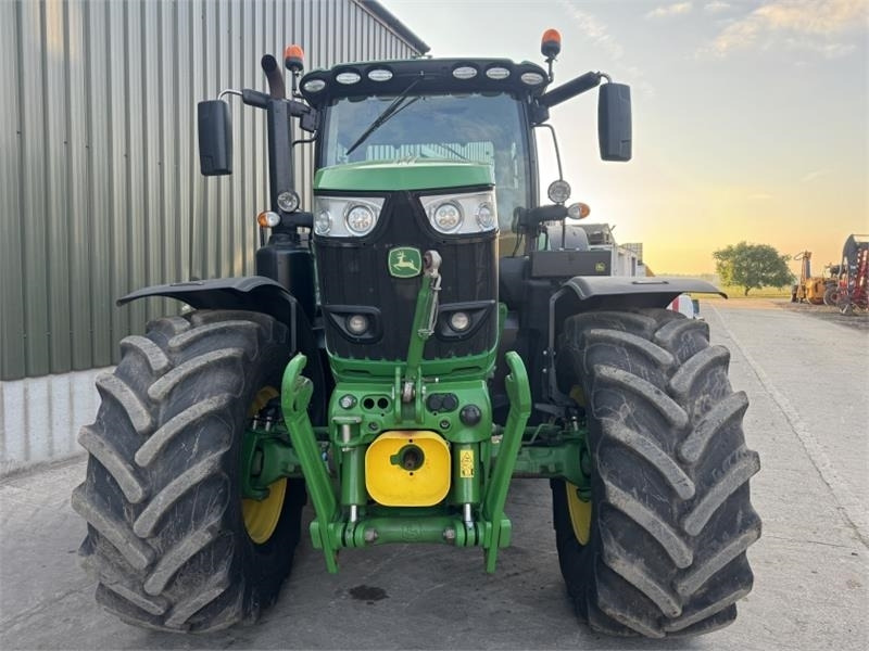 John Deere 6215R Command Pro **Ultimate Edition**Front PTO** - Farm tractor: picture 5 John Deere 6215R Command Pro **Ultimate Edition**Front PTO** - Farm tractor: picture 5