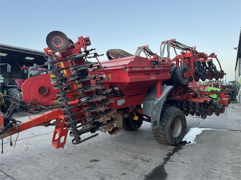 Kuhn Fastliner FL 4000 Seed Drill - Combine seed drill: picture 4 Kuhn Fastliner FL 4000 Seed Drill - Combine seed drill: picture 4