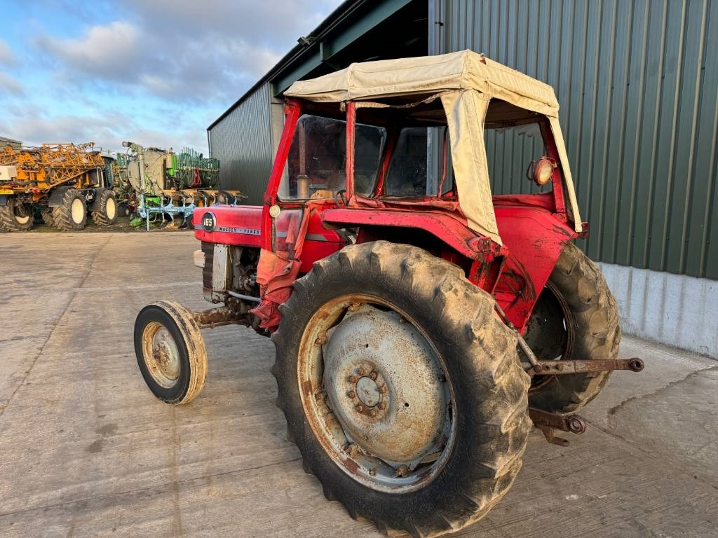 Massey Ferguson 165 - Farm tractor: picture 3 Massey Ferguson 165 - Farm tractor: picture 3