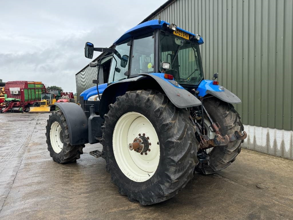 New Holland TM 190 PC - Farm tractor: picture 4 New Holland TM 190 PC - Farm tractor: picture 4