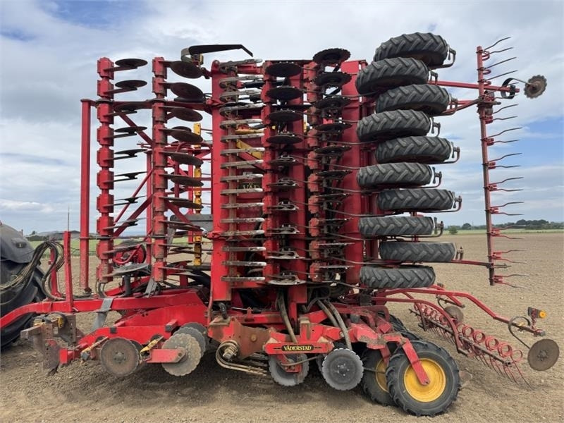 Combine seed drill Vaderstad Rapid A800s **Video Below**: picture 22