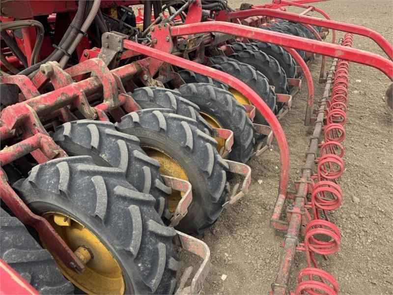 Combine seed drill Vaderstad Rapid A800s **Video Below**: picture 14