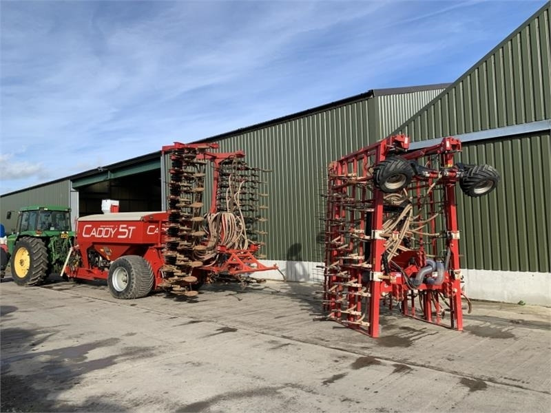 Weaving Caddy 5T c/w 8m Disc Drill - Combine seed drill: picture 2 Weaving Caddy 5T c/w 8m Disc Drill - Combine seed drill: picture 2