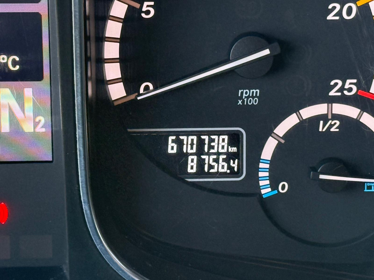 Refrigerator truck MERCEDES-BENZ ACTROS 1840 / CHŁODNIA / WINDA / 15 EUROPALET / 6.10 M DŁUGOŚCI / DUŻA KABINA / AUTOMAT / SPROWADZONY / SERWISOWANY / EURO 6: picture 20