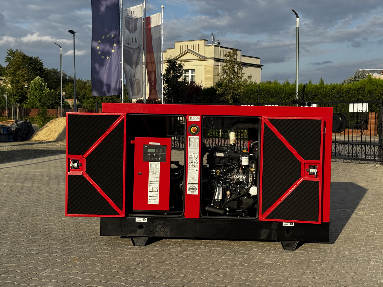 IVECO 45 kVA / 36 kW - Generator set: picture 5 IVECO 45 kVA / 36 kW - Generator set: picture 5