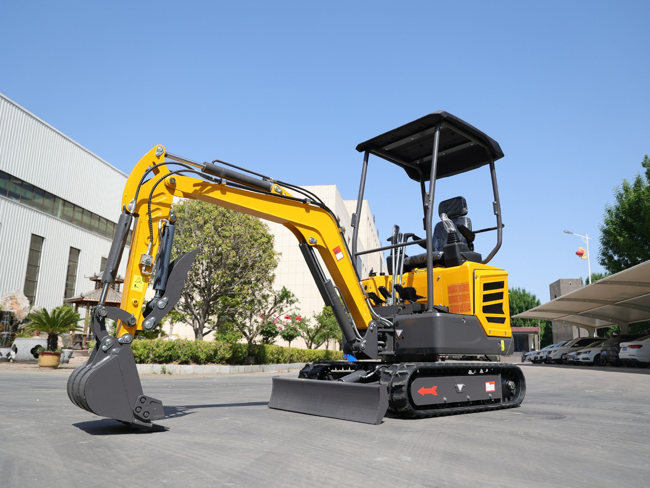 KUBOTA Diesel Mini excavator 1.8 Ton - Mini excavator MB 18 - SH - Mini excavator: picture 3 KUBOTA Diesel Mini excavator 1.8 Ton - Mini excavator MB 18 - SH - Mini excavator: picture 3