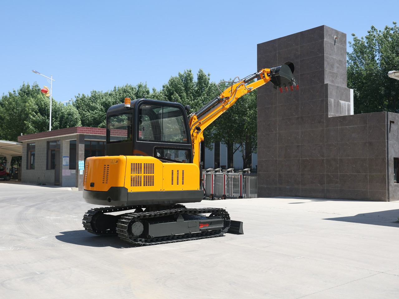 KUBOTA Diesel Mini excavator 4 ton - Müller Machinery MB 40 - VKSH - Mini excavator: picture 4 KUBOTA Diesel Mini excavator 4 ton - Müller Machinery MB 40 - VKSH - Mini excavator: picture 4