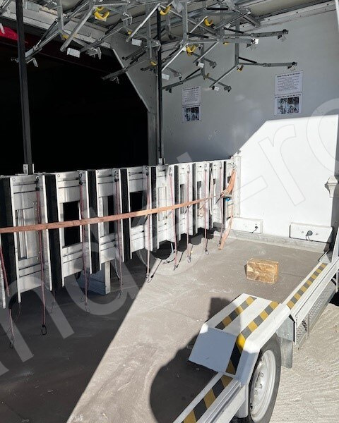 Franz Harbeck 0 1800 A - Closed box trailer: picture 3 Franz Harbeck 0 1800 A - Closed box trailer: picture 3
