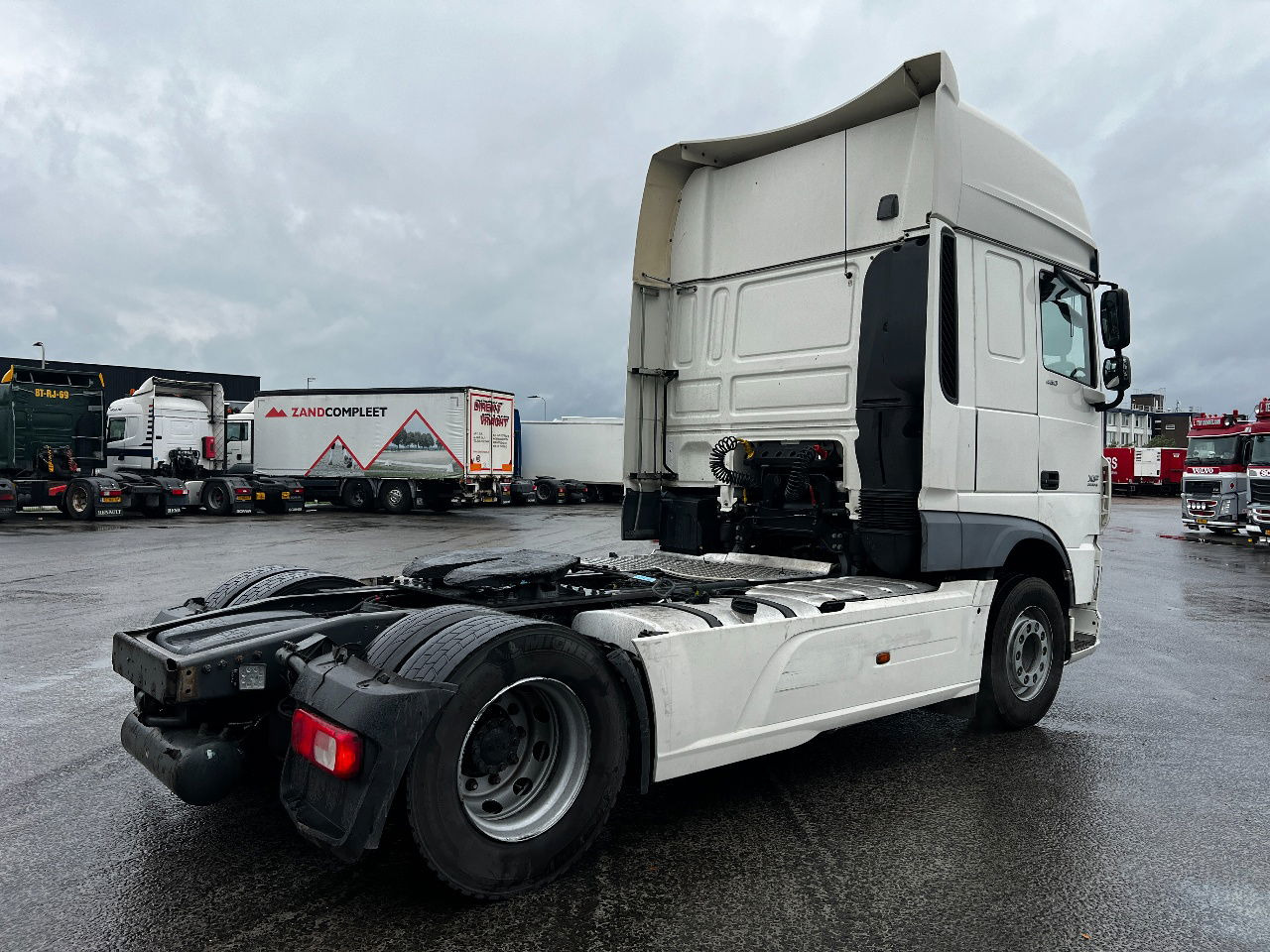 DAF XF 460 SSC, Retarder, Full spoiler - Tractor unit: picture 3 DAF XF 460 SSC, Retarder, Full spoiler - Tractor unit: picture 3