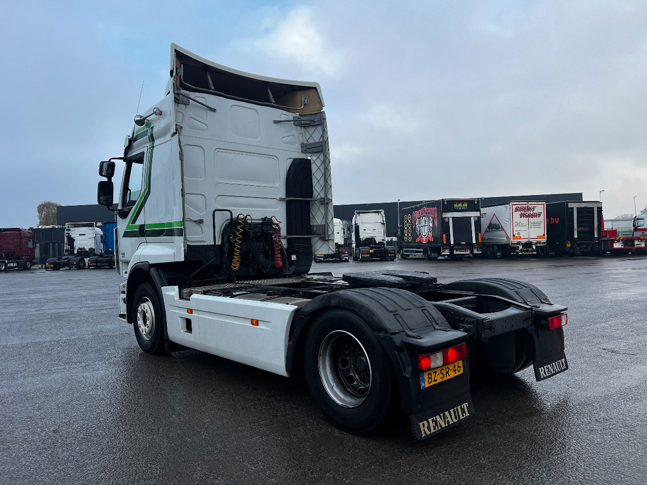 Renault Premium 460 Euro 5, Full spoiler - Tractor unit: picture 4 Renault Premium 460 Euro 5, Full spoiler - Tractor unit: picture 4