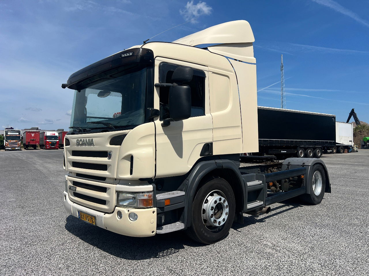 Scania P360 Euro 5, NL Truck - Tractor unit: picture 1 Scania P360 Euro 5, NL Truck - Tractor unit: picture 1