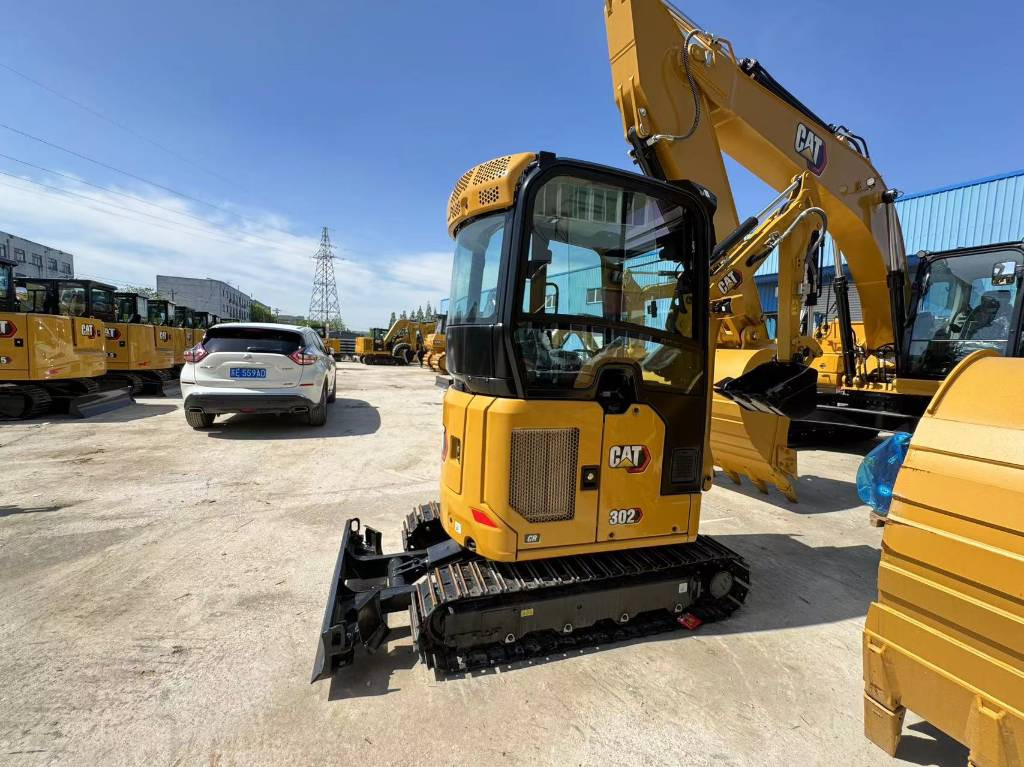 CAT 302 - Mini excavator: picture 5 CAT 302 - Mini excavator: picture 5