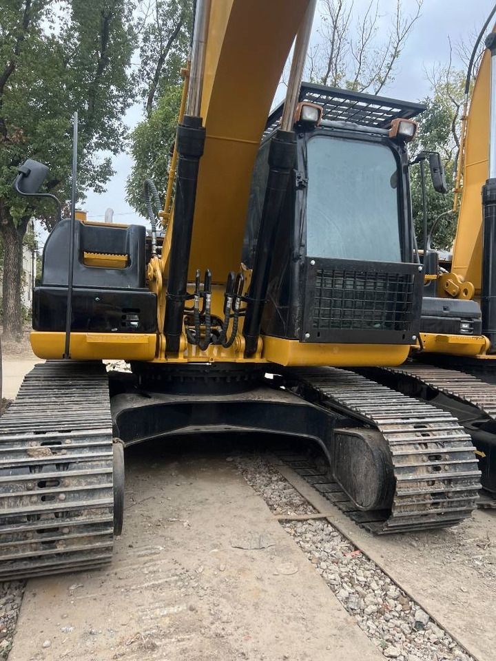 CAT 320 D - Crawler excavator: picture 2 CAT 320 D - Crawler excavator: picture 2