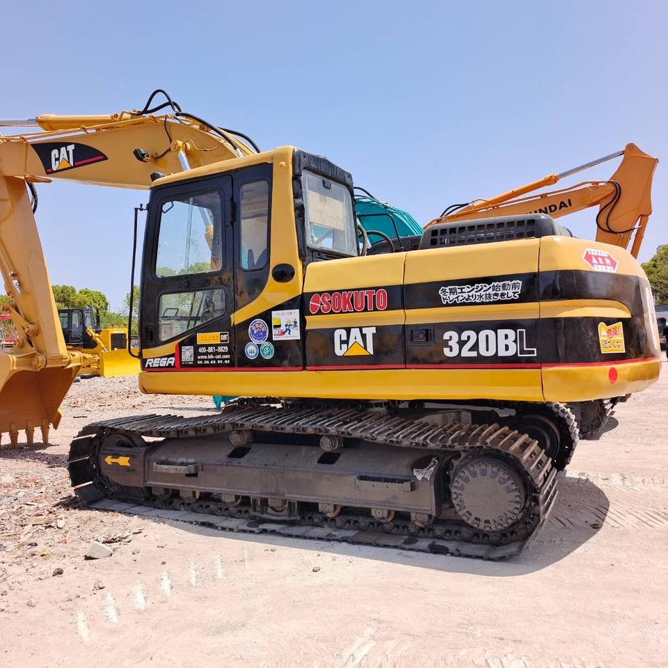 CAT 320BL - Crawler excavator: picture 1 CAT 320BL - Crawler excavator: picture 1