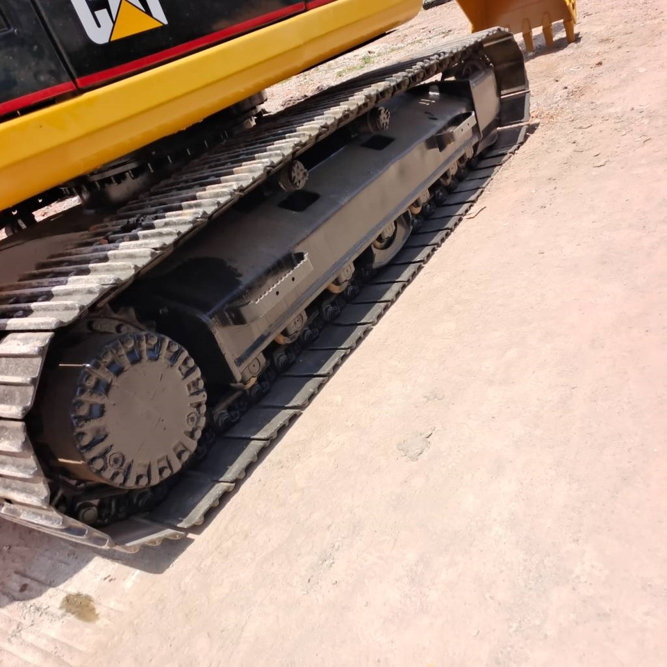 CAT 320BL - Crawler excavator: picture 5 CAT 320BL - Crawler excavator: picture 5