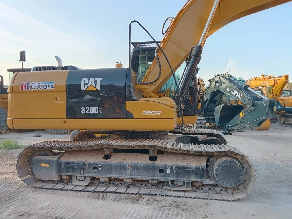 CAT 320D2 - Crawler excavator: picture 4 CAT 320D2 - Crawler excavator: picture 4