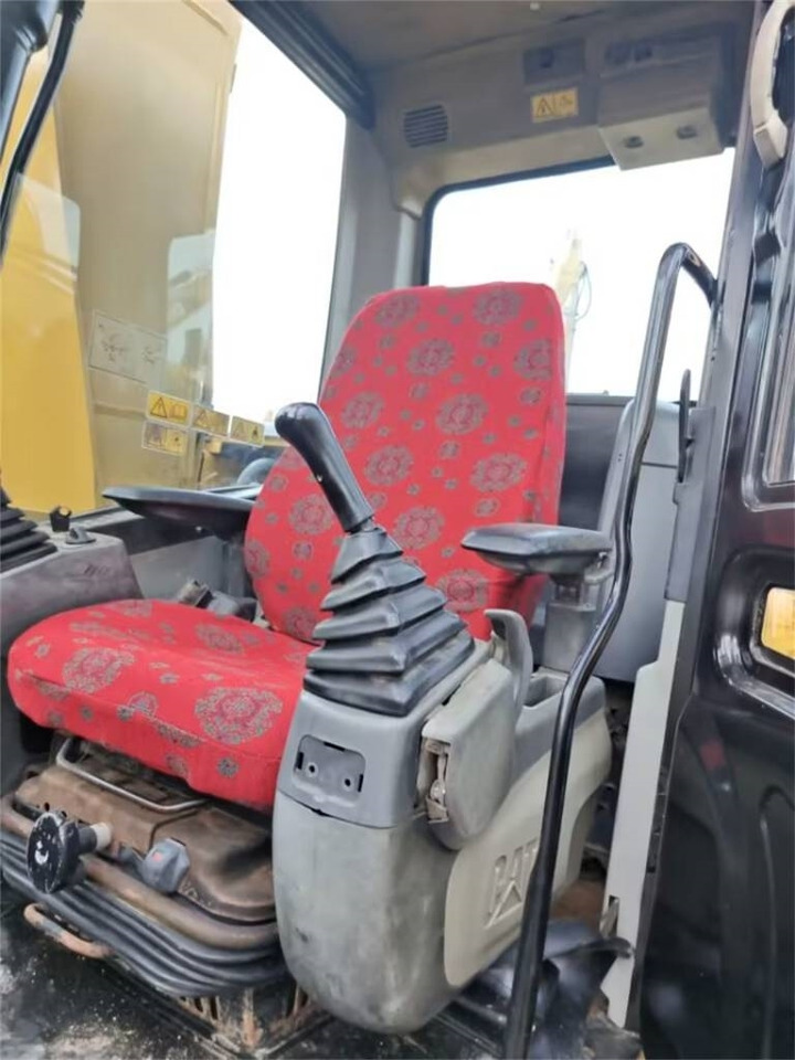 CAT 323 D - Crawler excavator: picture 4 CAT 323 D - Crawler excavator: picture 4