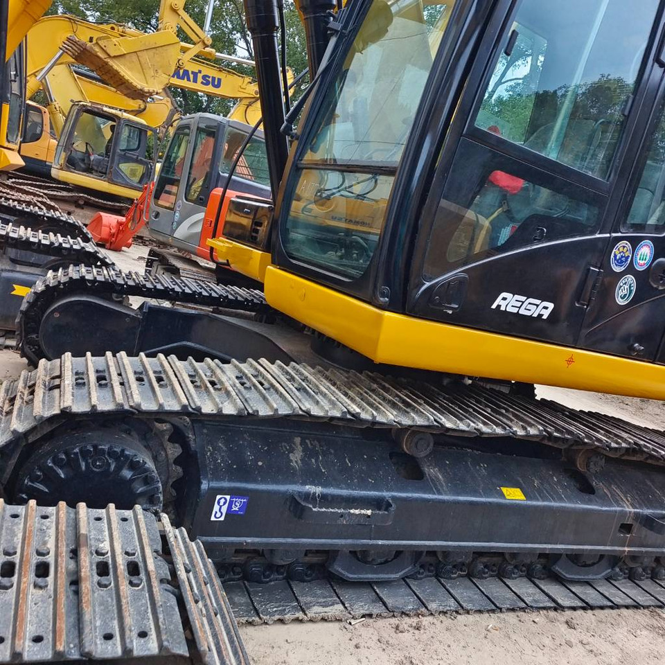 CAT 323 D - Crawler excavator: picture 2 CAT 323 D - Crawler excavator: picture 2