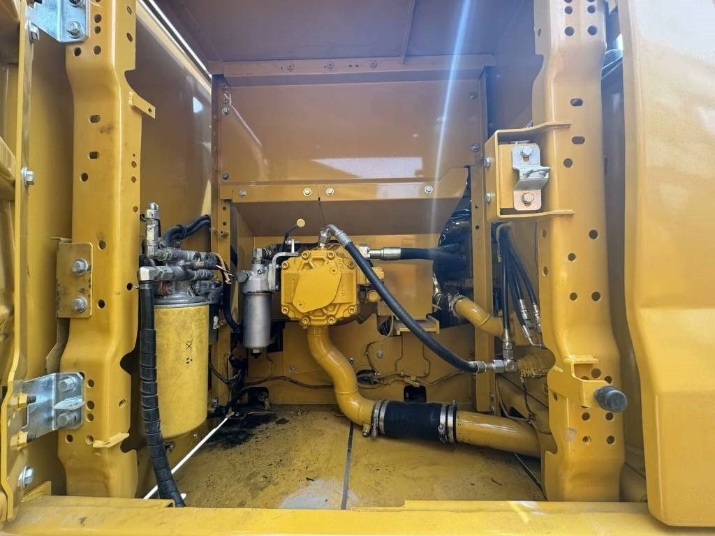 CAT 323 GC - Crawler excavator: picture 4 CAT 323 GC - Crawler excavator: picture 4