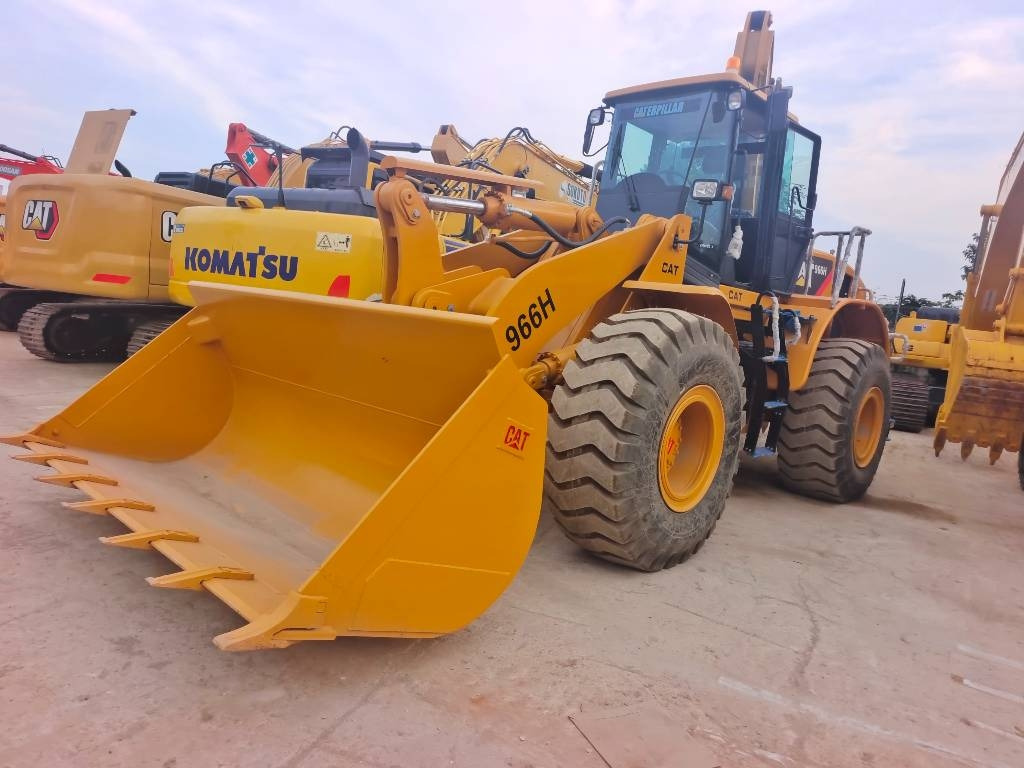 CAT 966 H - Wheel loader: picture 1 CAT 966 H - Wheel loader: picture 1