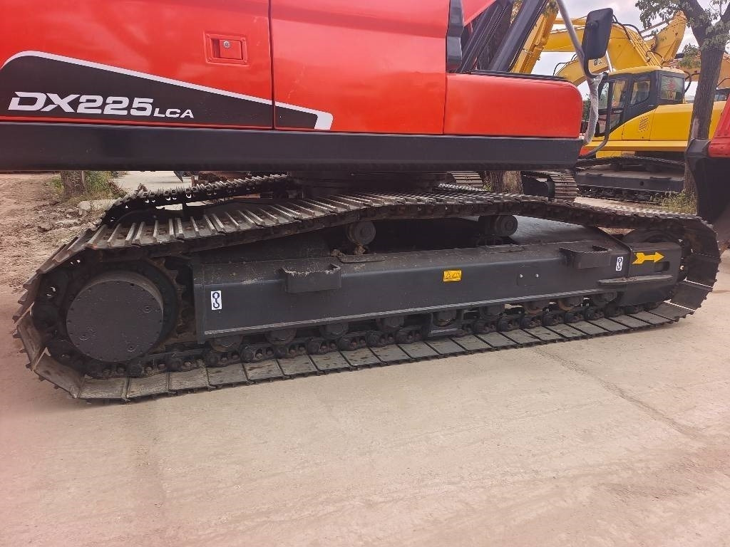 Doosan DX 225 - Crawler excavator: picture 2 Doosan DX 225 - Crawler excavator: picture 2