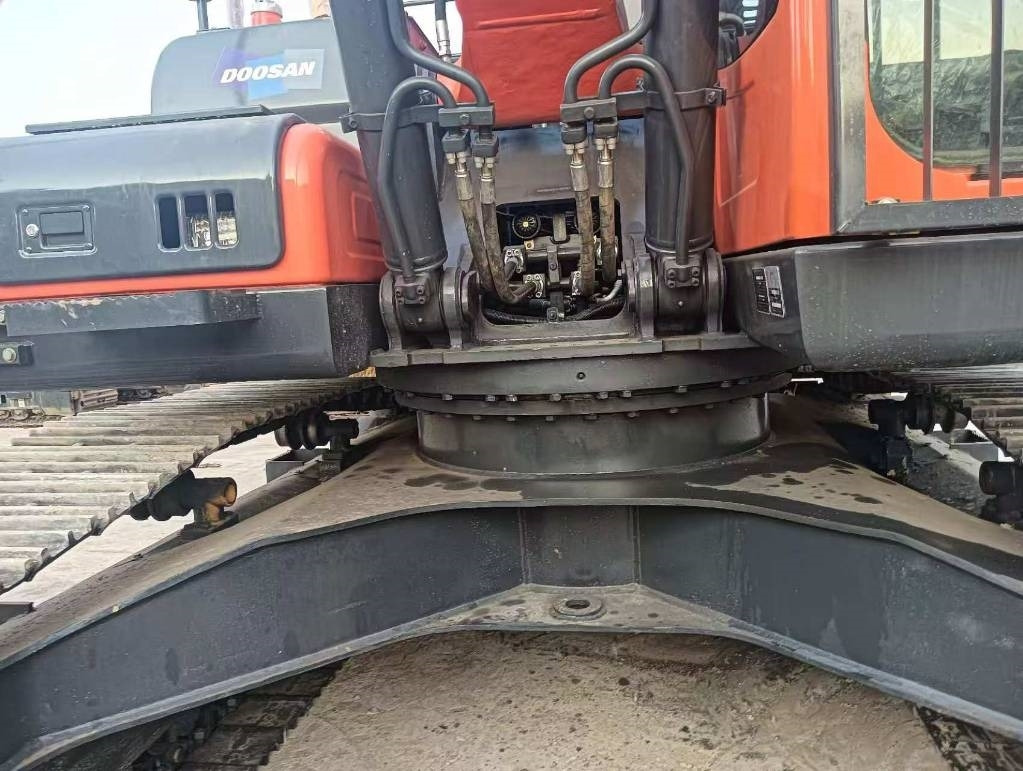 Crawler excavator Doosan DX 225 LC: picture 14 Crawler excavator Doosan DX 225 LC: picture 14