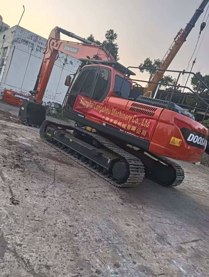 Crawler excavator Doosan DX 225 LC: picture 13 Crawler excavator Doosan DX 225 LC: picture 13