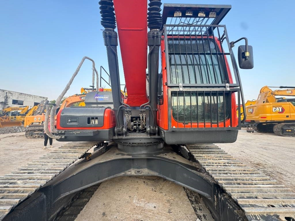 Doosan DX 225 LC - Crawler excavator: picture 5 Doosan DX 225 LC - Crawler excavator: picture 5